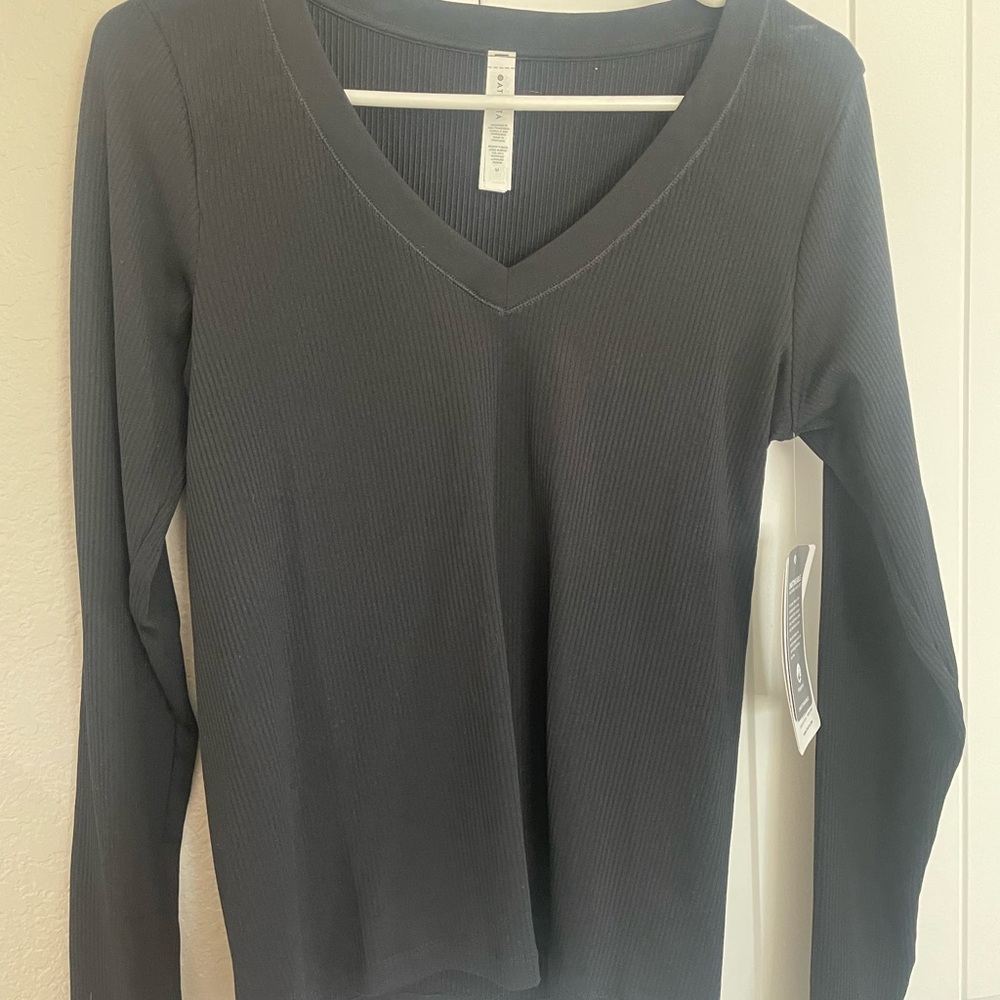 Athleta Black V-Neck Ribbed Long Sleeve Top Brand New with tags